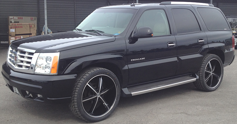 Fälgar U2 55 Black & Polished med 305/35/24, Cadillac Escalade 2003